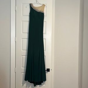 Jovani emerald prom dress.